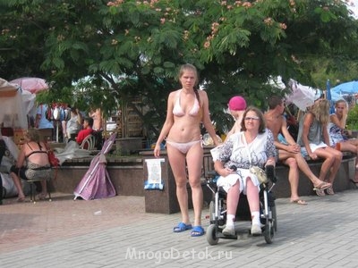 Работать возможно? Вопрос к многодетным - Мы в Коктебеле.JPG