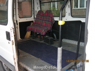 Заказ социального такси в Спб - Фотки грузопассажира сбоку.JPG